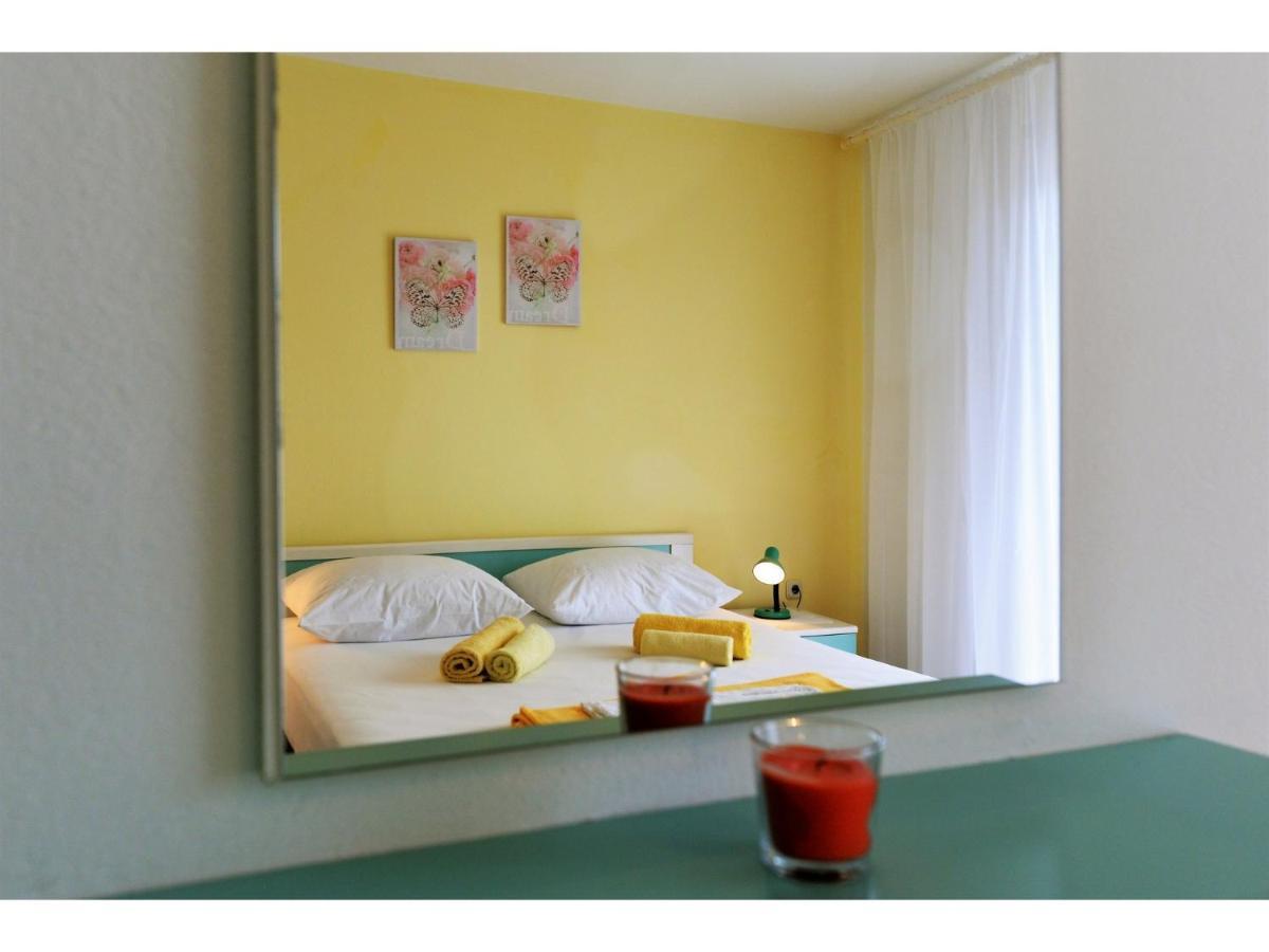 מורטר Apartments Kostelic מראה חיצוני תמונה