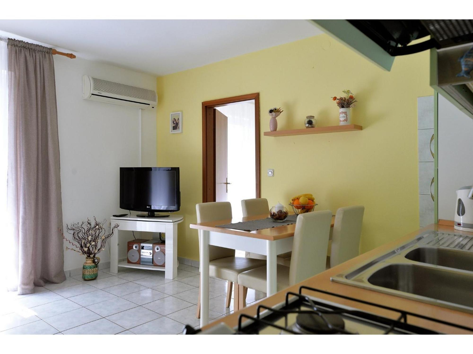 מורטר Apartments Kostelic מראה חיצוני תמונה
