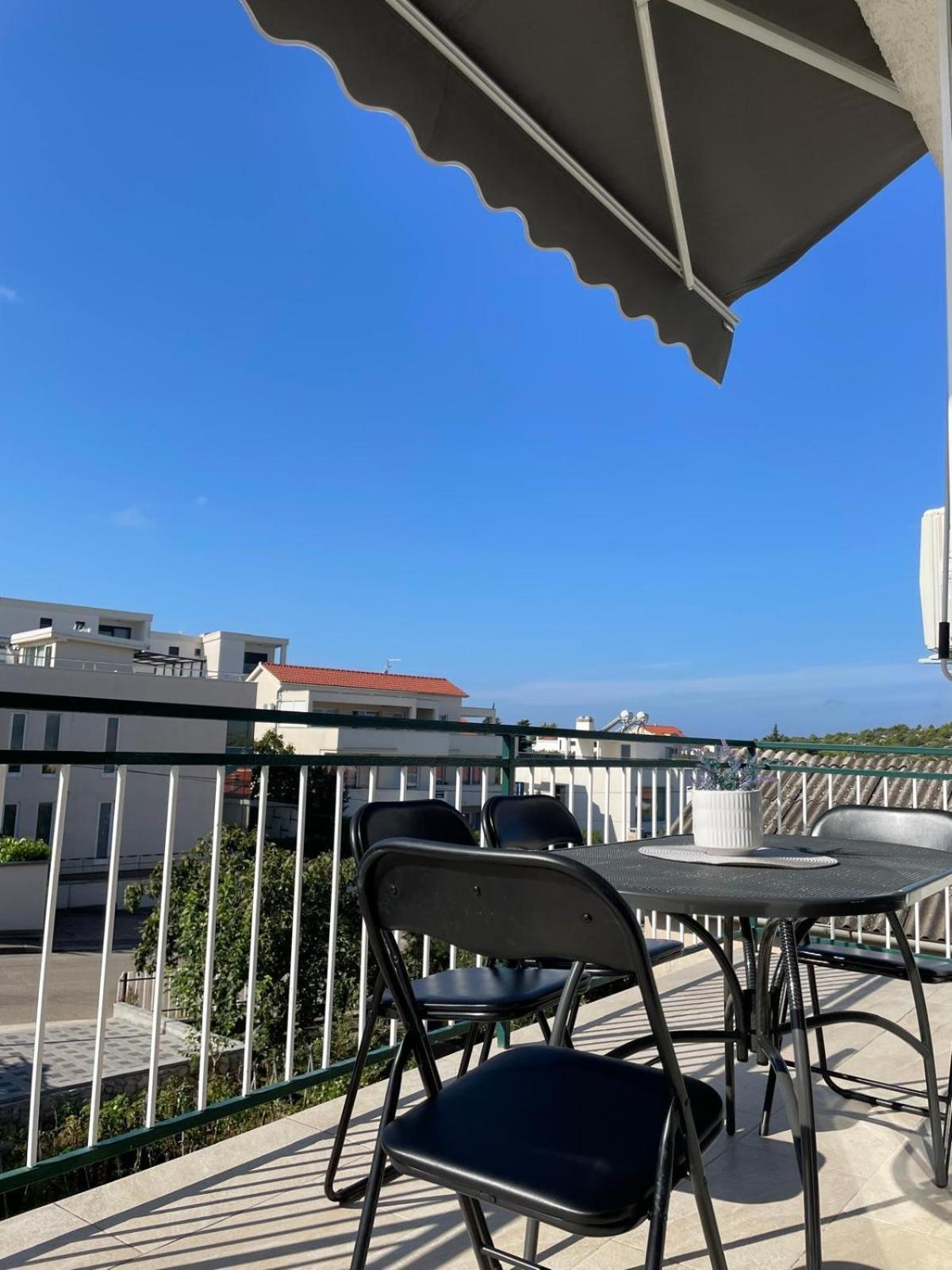 מורטר Apartments Kostelic מראה חיצוני תמונה