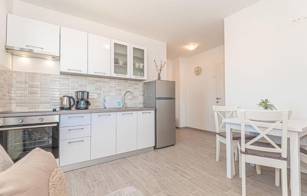 מורטר Apartments Kostelic חדר תמונה