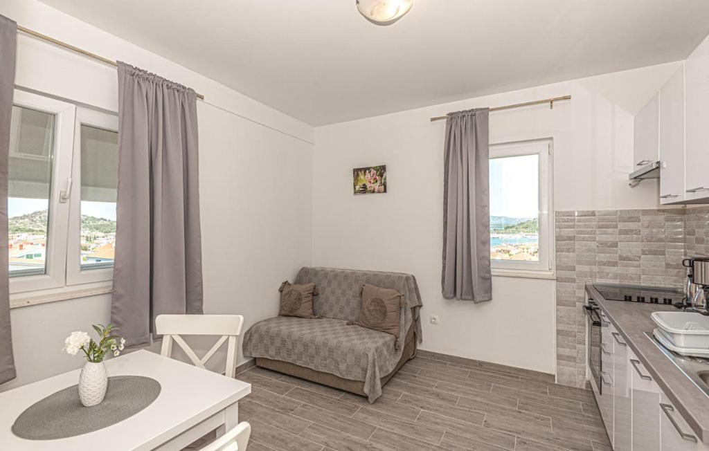 מורטר Apartments Kostelic חדר תמונה